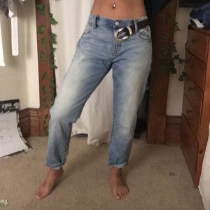 Light wash retro denim jeans, warn once.